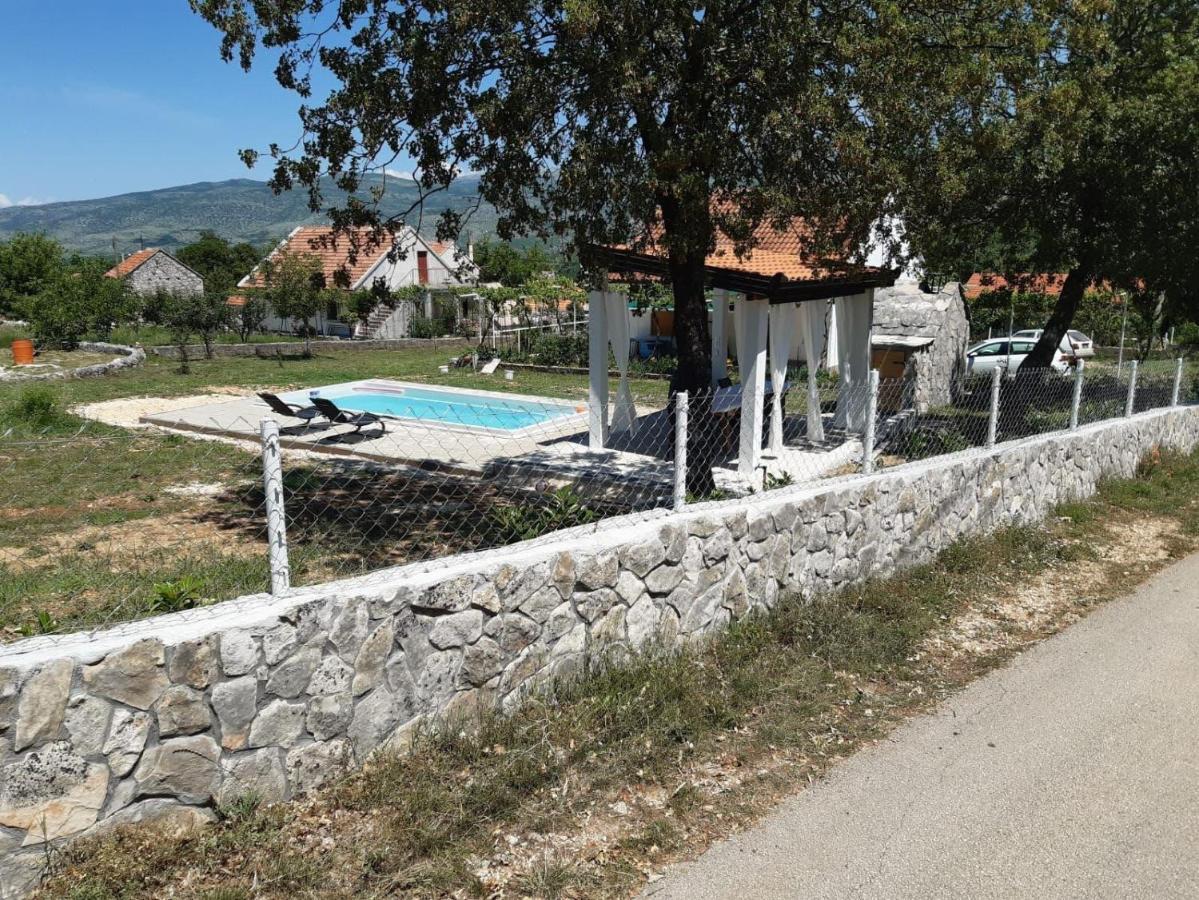 Villa Marie With Pool, Two Bedrooms For 4+2Kids Cavoglave Екстериор снимка