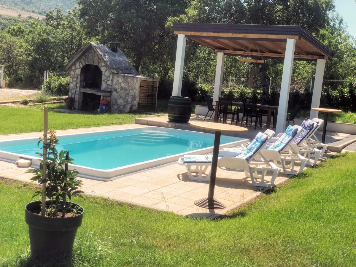 Villa Marie With Pool, Two Bedrooms For 4+2Kids Cavoglave Екстериор снимка