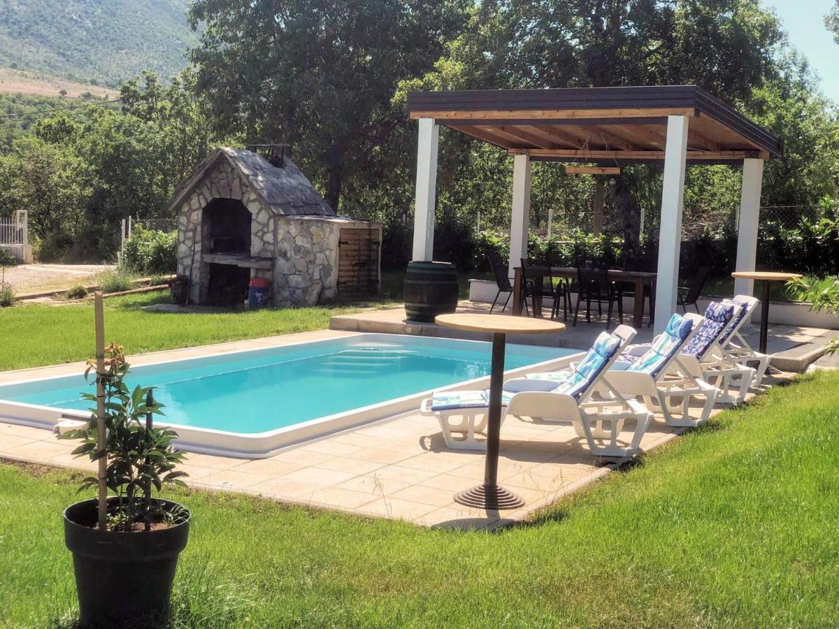 Villa Marie With Pool, Two Bedrooms For 4+2Kids Cavoglave Екстериор снимка