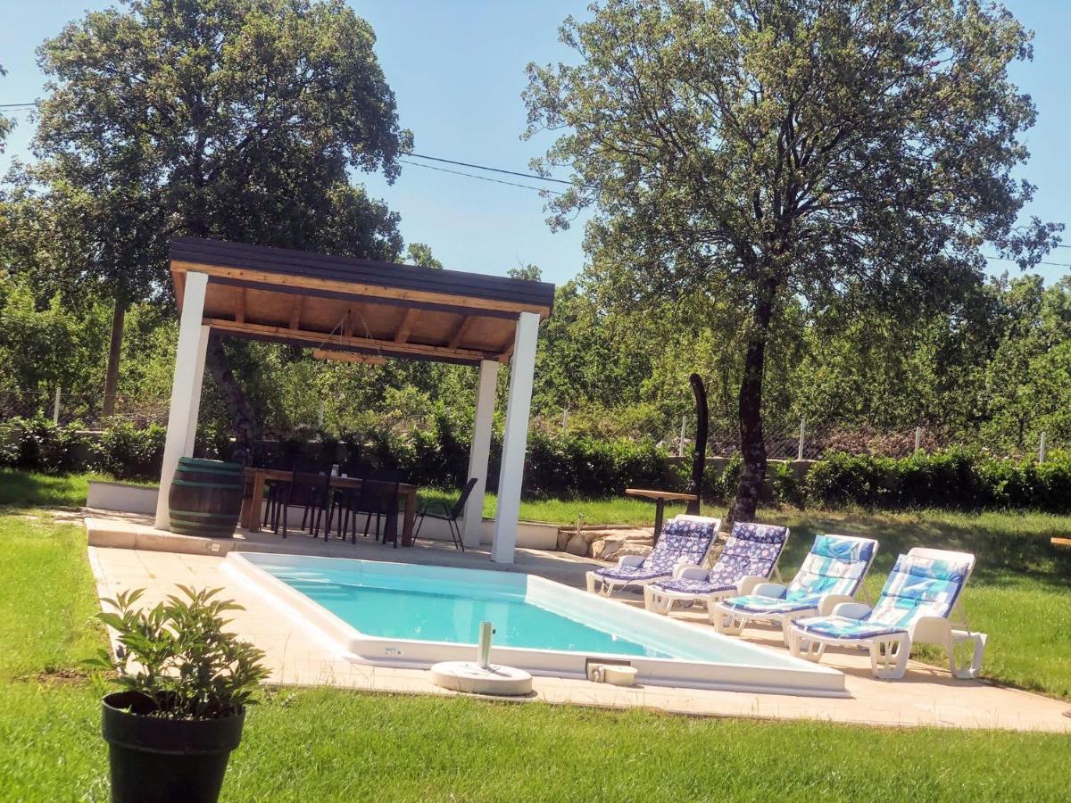 Villa Marie With Pool, Two Bedrooms For 4+2Kids Cavoglave Екстериор снимка